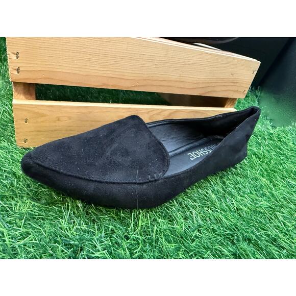 Musshoe-Black-Pointed Flats- Size 9W - Picture 2 of 10